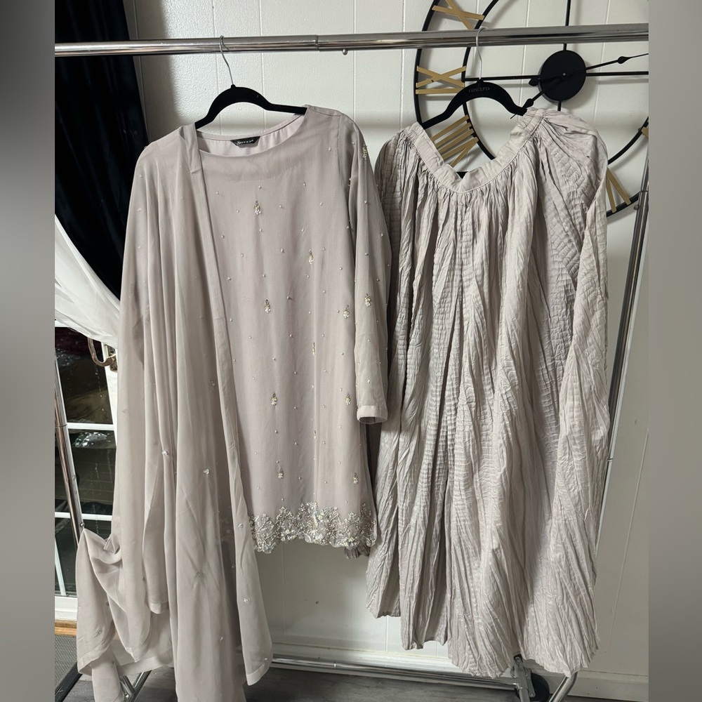 Women's Light Gray Palazzo Pants - Elegant Neutral Palazzo